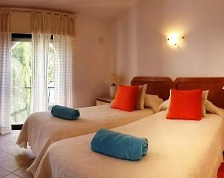 Vale Do Garrao Sleeps 4 With Air Con And Wifi * Vale do Lobo