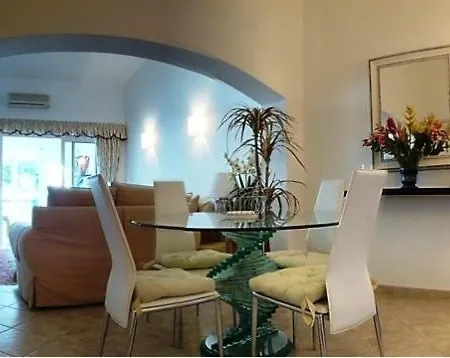 Vale Do Garrao Sleeps 4 With Air Con And Wifi *